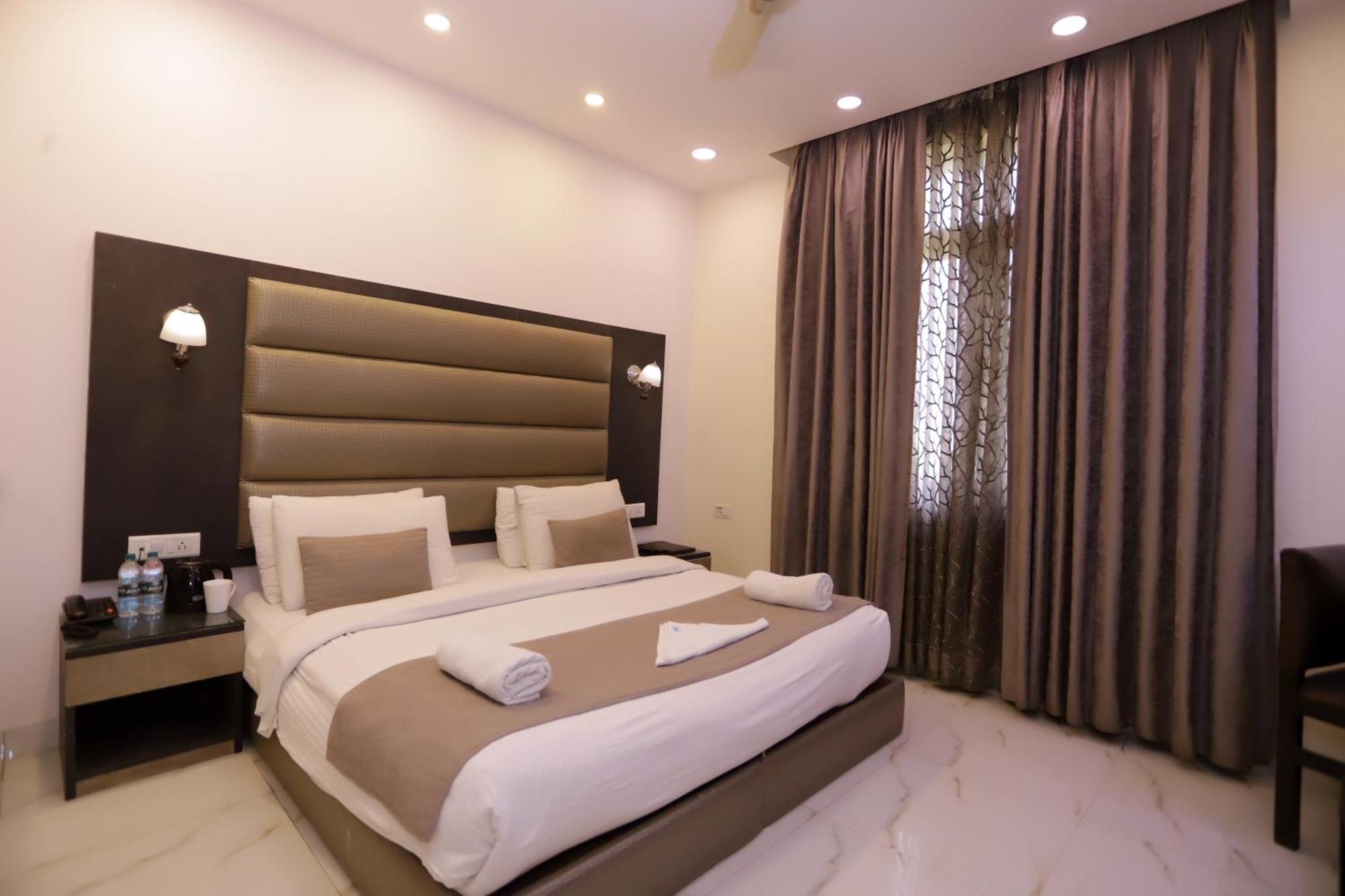 Hotel Pk Residency Noida Exteriér fotografie