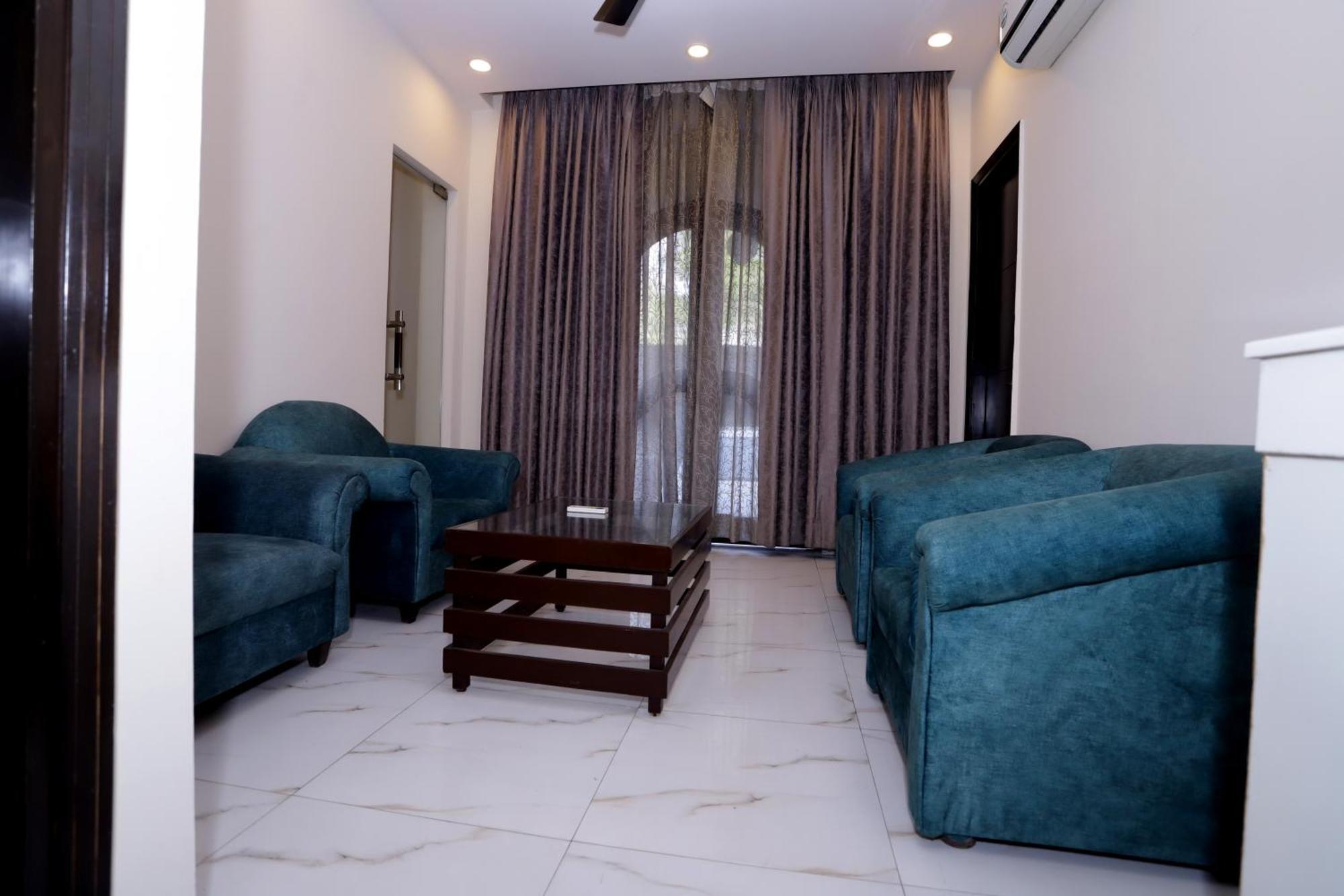 Hotel Pk Residency Noida Exteriér fotografie