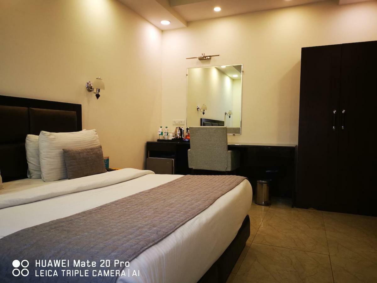 Hotel Pk Residency Noida Exteriér fotografie